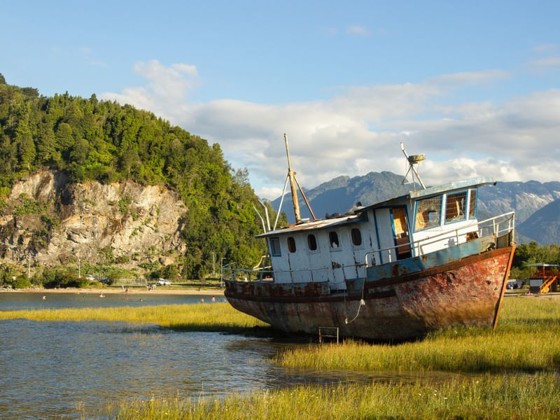 BARCO ENCALHADO EM AYSEN