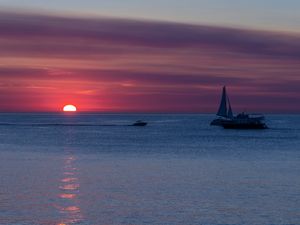 POR DO SOL EM PUNTA BALLENA