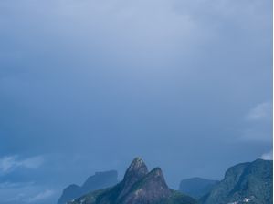 ANTES DO TEMPORAL MORRO DOIS IRMÃOS