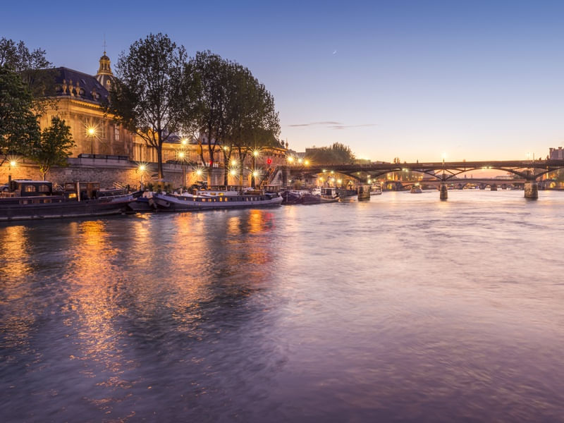 SPRING NIGHT IN PARIS