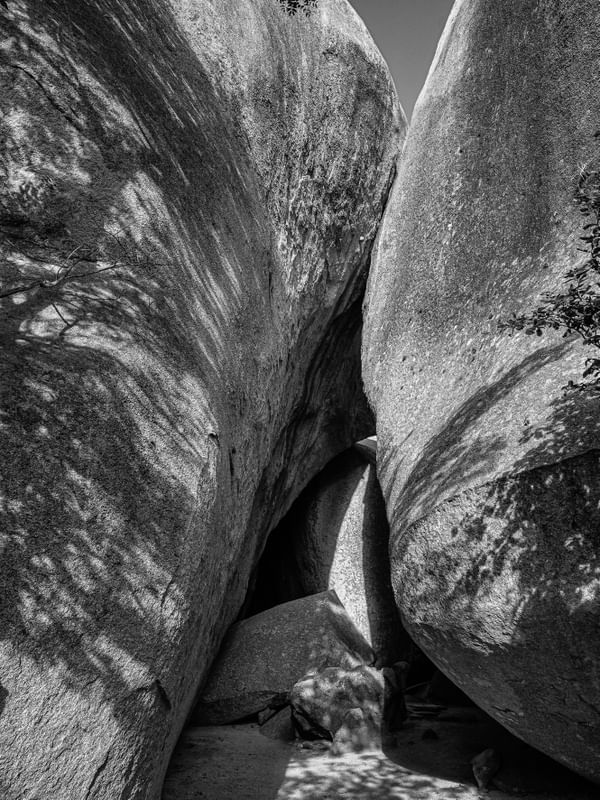 GRUTA DOS VENTOS EM CERRO CORÁ NIGRI