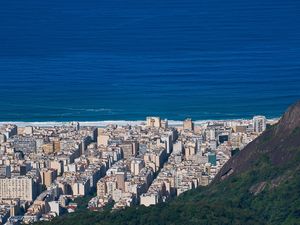 O LEBLON AO ENTARDECER
