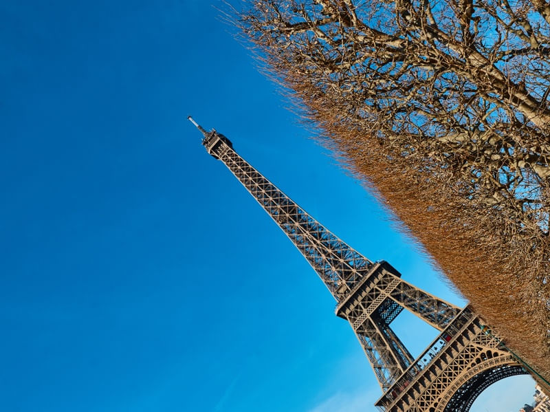 PARIS E A TORRE EIFFEL NO INVERNO
