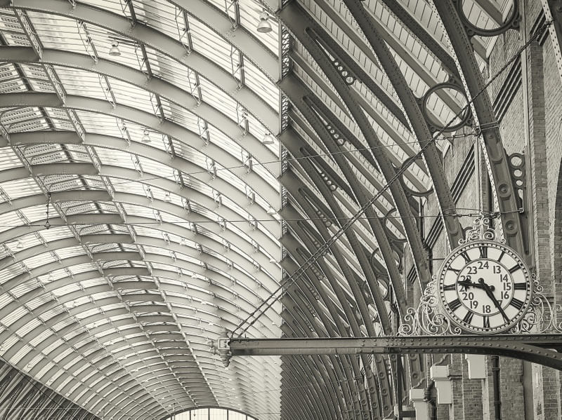 ESTAÇÃO DE TREM EM LONDRES