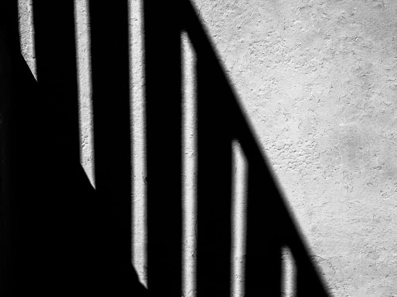 SÉRIE SOMBRAS GEOMÉTRICAS 3 - PB