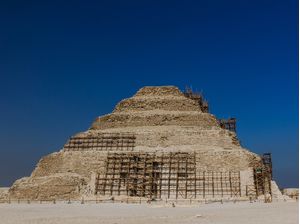 PIRAMIDE ESCALONADA