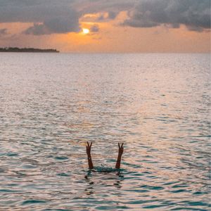 PEACE, LOVE AND THE SEA