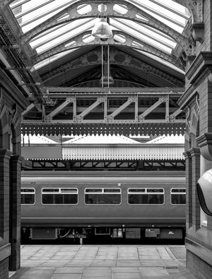 TREM NA ESTAÇÃO LEICESTER