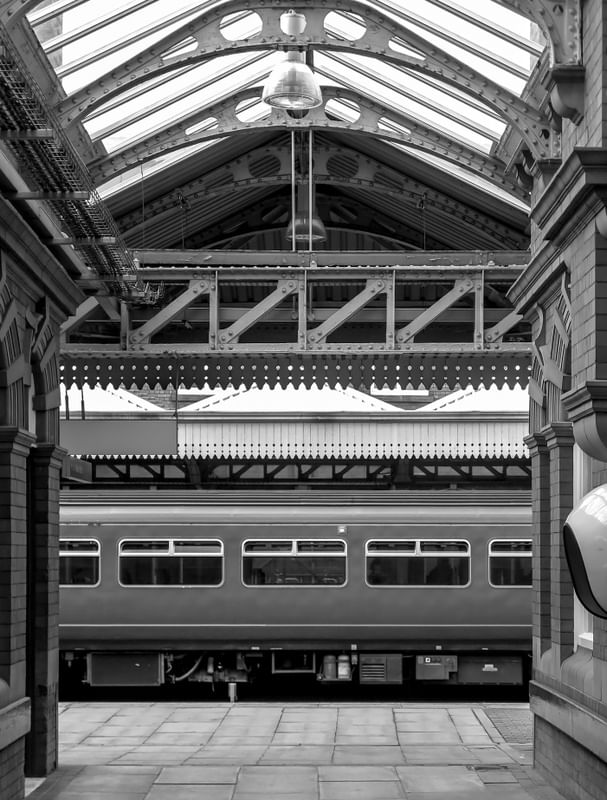 TREM NA ESTAÇÃO LEICESTER