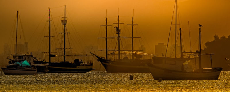 BARCOS DOURADOS