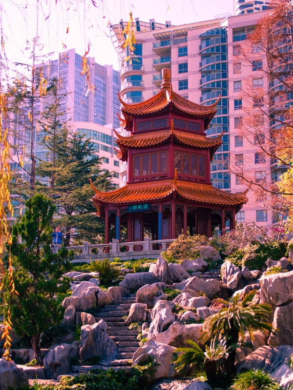 TEMPLE 1/2