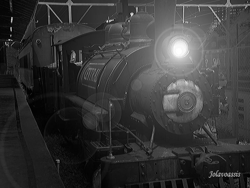 LOCOMOTIVA A VAPOR