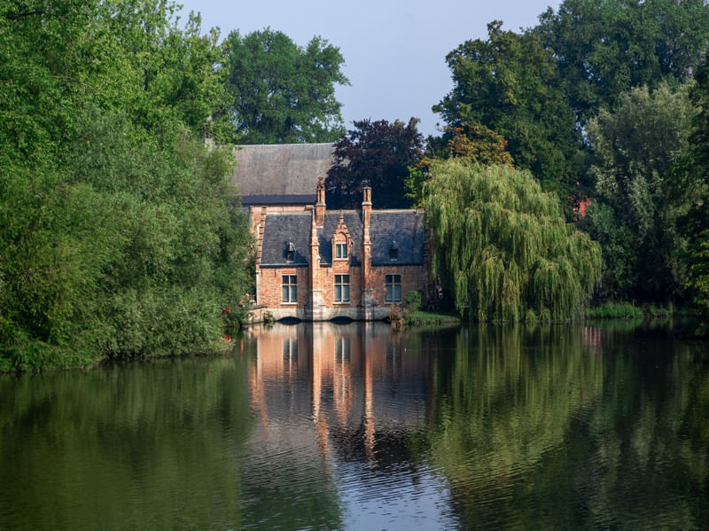 REFLEXO BRUGES BÉLGICA
