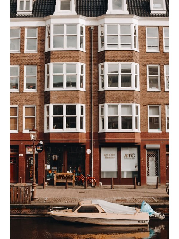 AMSTERDAM BOAT