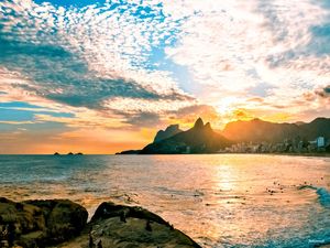 POR DO SOL MAGNÍFICO