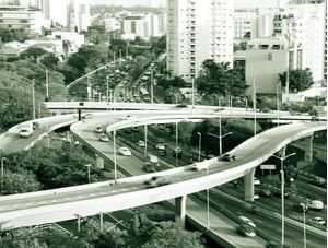 CAMINHOS NA CIDADE