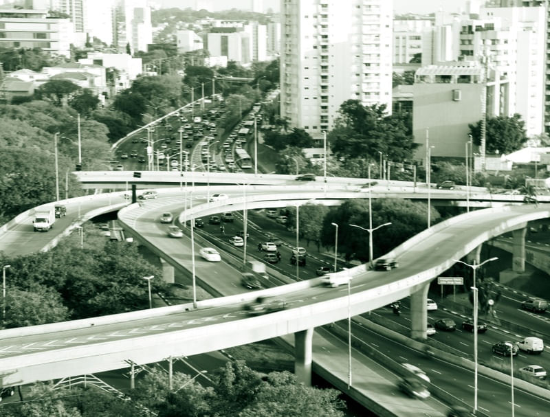 CAMINHOS NA CIDADE