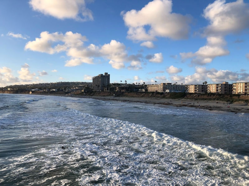 PIER 10
