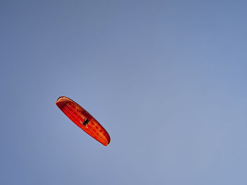 AZUL COM VERMELHO