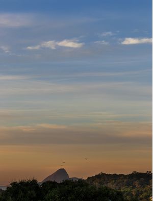 PEQUENO PAO DE ACUCAR