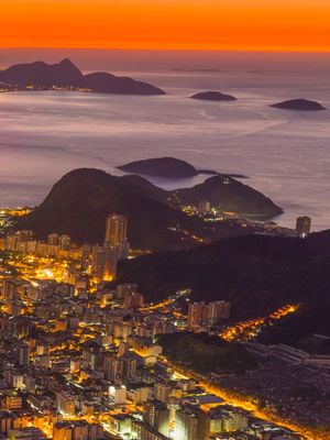 TRÍPTICO 03: AMANHECER NA GUANABARA