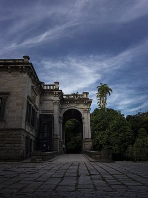 NUVENS SINUOSAS