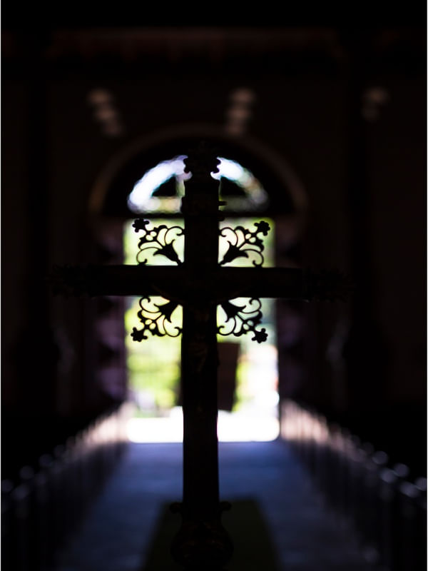 A CRUZ DO ALTAR