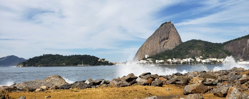PÃO DE AÇÚCAR E A RESSACA