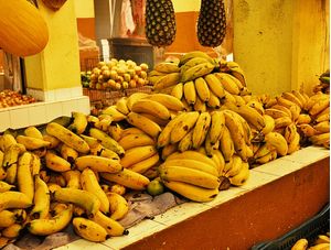 BANANAS NA FEIRA