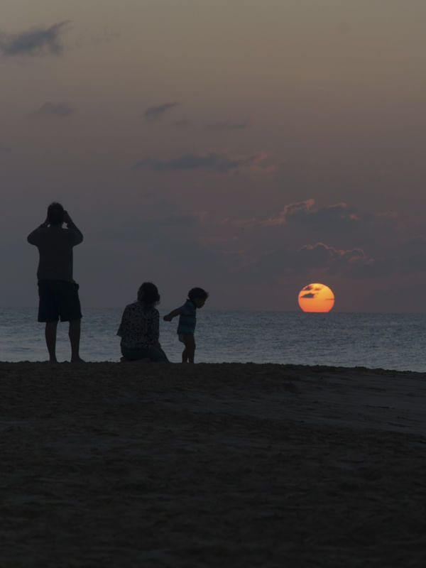 POR DO SOL EM FAMILIA