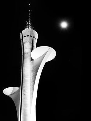 TORRE DE TV DIGITAL 1