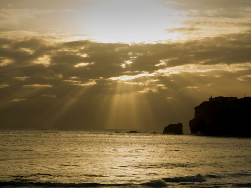 OLHOS DE DEUS EM NAZARE