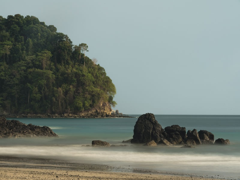 ROCHAS NO MAR