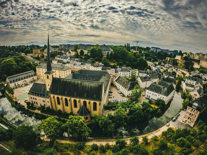 LUXEMBURGO DE CIMA