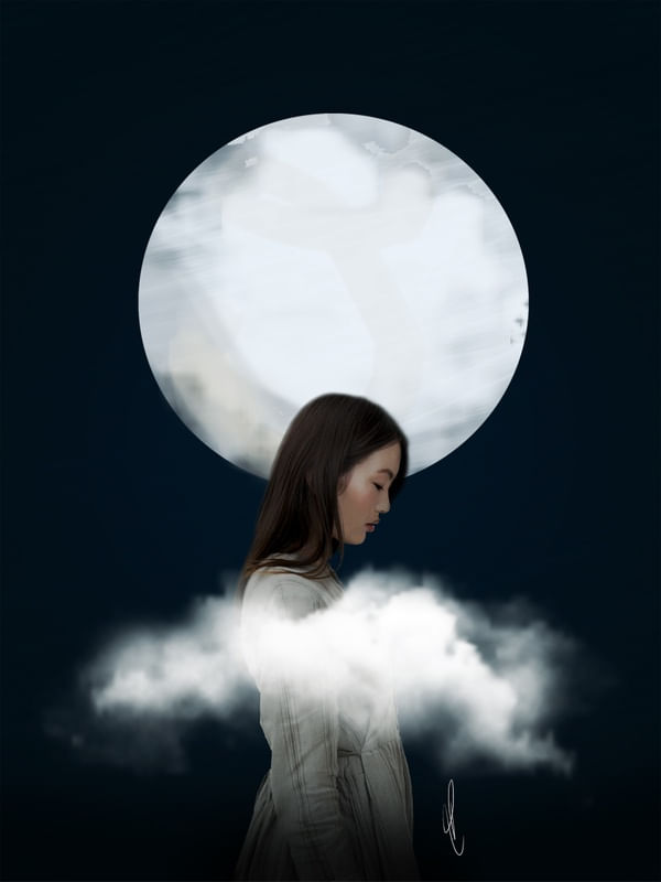 WOMAN LUNAR