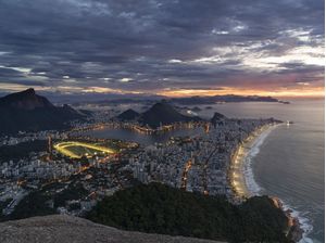 AMANHACER DO MORRO DOIS IRMÃOS