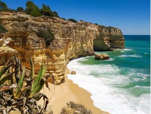 PRAIA DA MARINHA ALGARVE