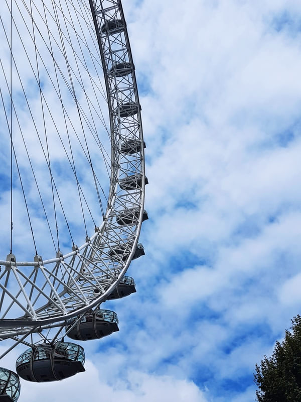 EYE SKY