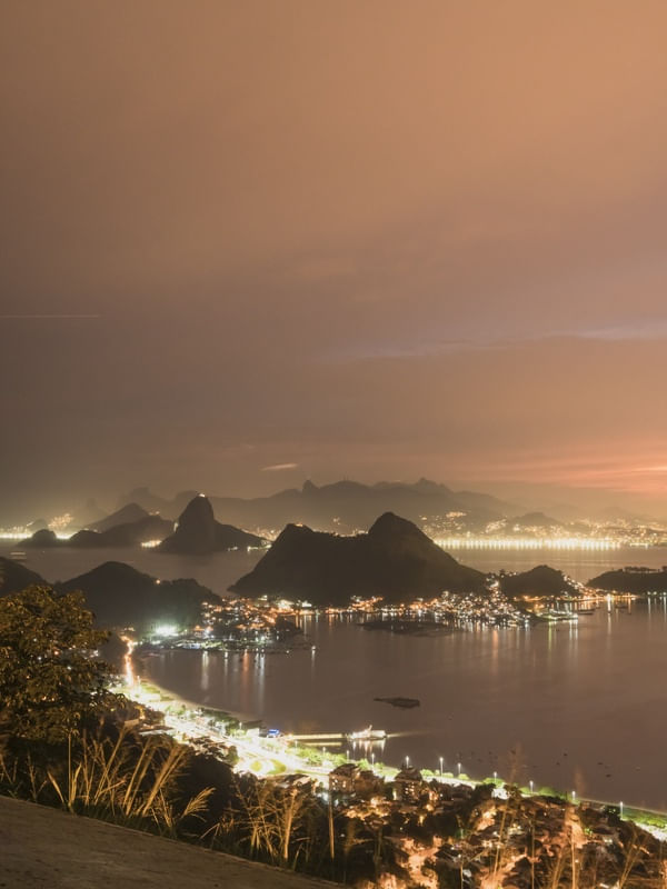PARQUE DA CIDADE À NOITE