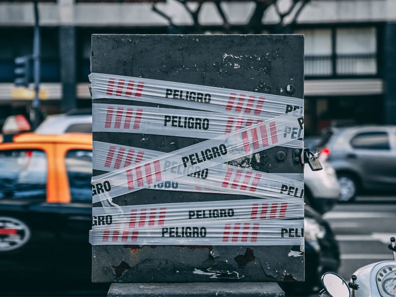 PELIGRO