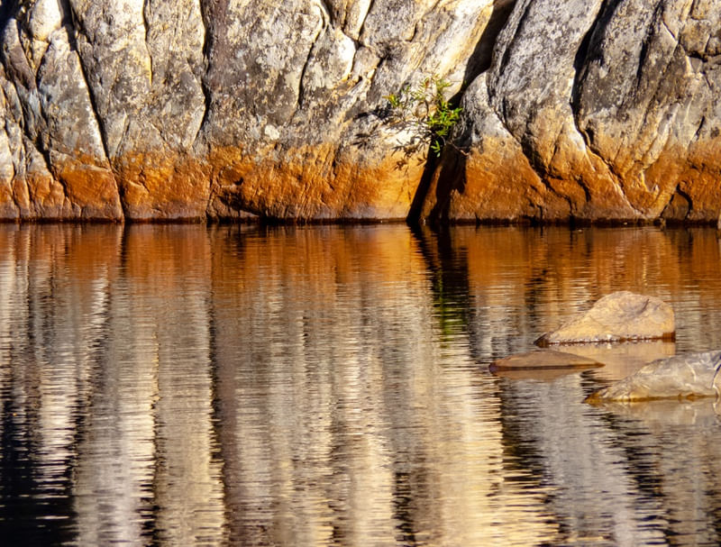 PEDRA E RIO