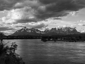 PARK TORRES DEL PAINE P&B 2