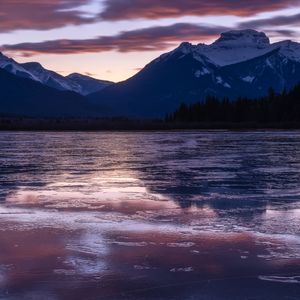 FROZEN LAKE 4