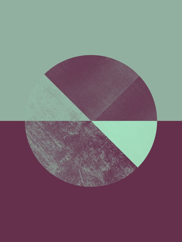 BLACK AND GOLD CIRCLE 556