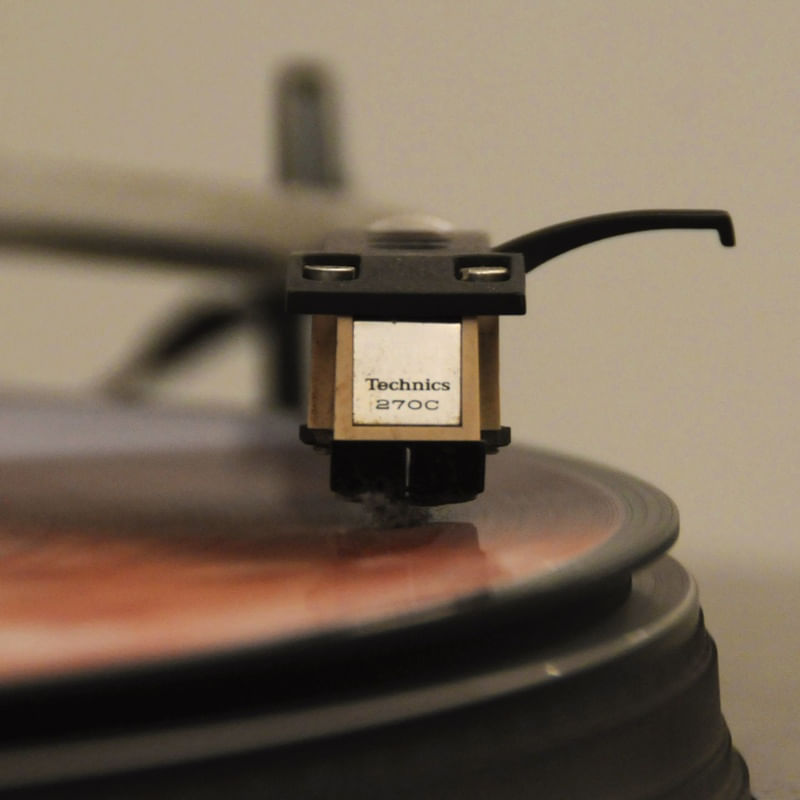 VINIL