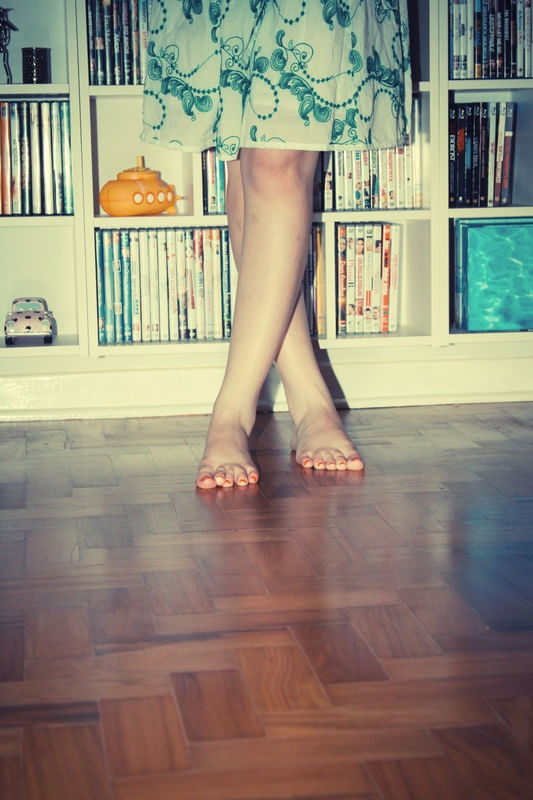PRETTY FOOTS