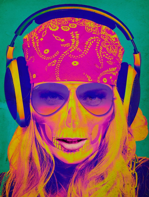 DJ SKULL GIRL