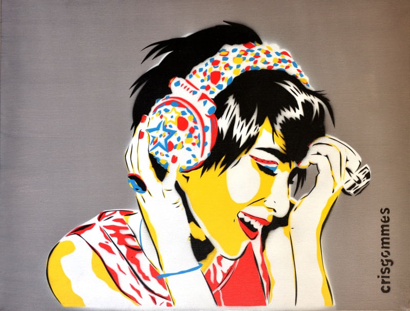 HEADPHONE