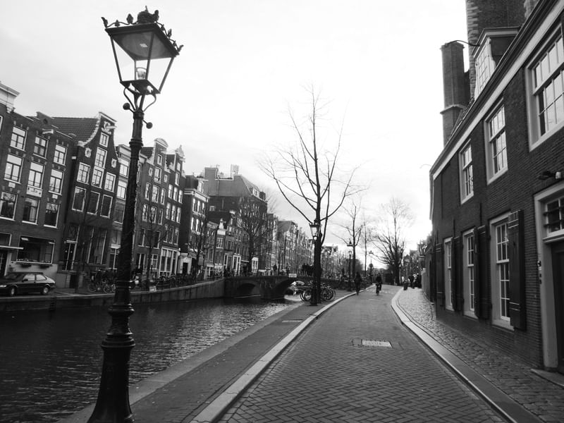 CANAL AMSTERDAM