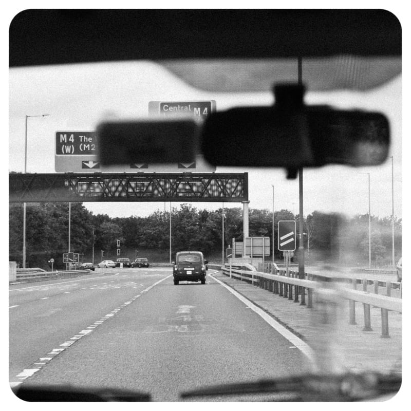 DENTRO DO TAXI LONDRES SPY 191